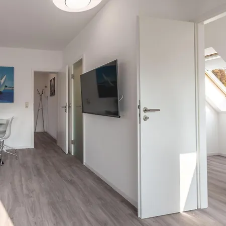 Bernsteinbad-koserow-haus-fuenf-elemente-ferienwohnung-wasser Apartmán Koserow